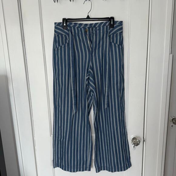 American Eagle Outfitters Pants - American Eagle Striped Wide Leg Trouser womens size 6
